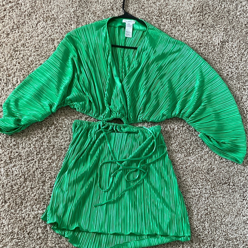Vibrant Green Pleated Dress
